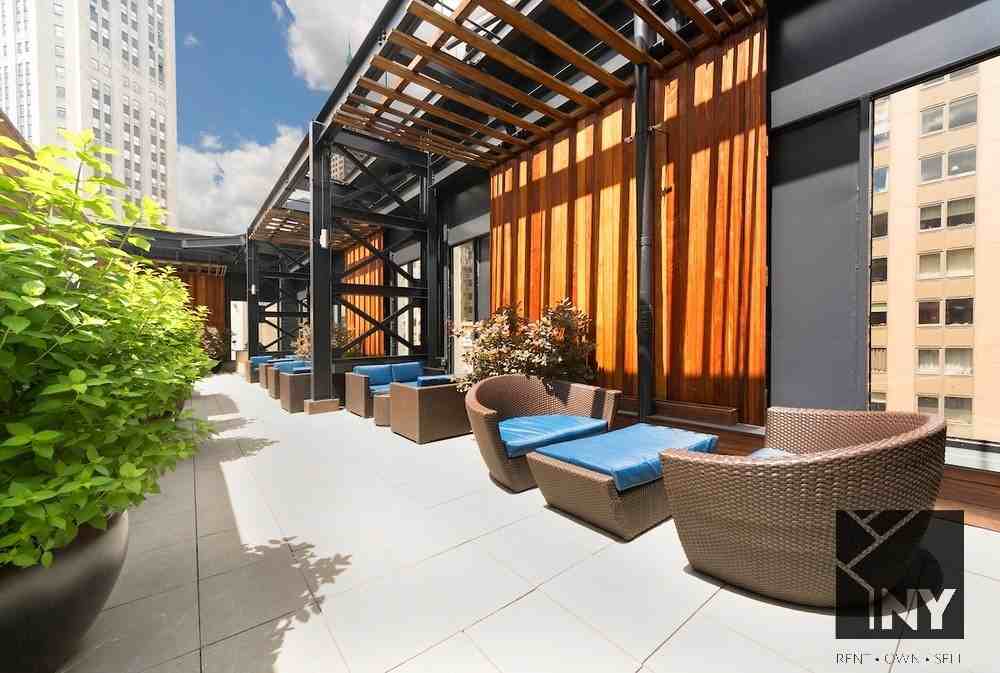 Hanover Sq #18R - Photo 7 of 7