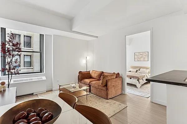 Exchange Pl #1511 - Photo 4 of 15