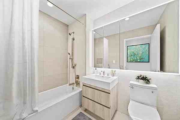 West St #17D - Photo 5 of 10