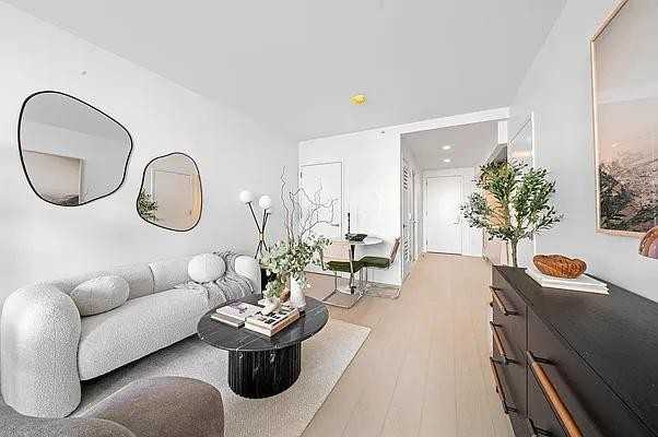 Battery Pl #1635 - Photo 2 of 10