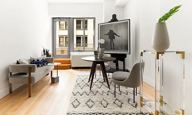 Wall St #1110 - Photo 2 of 9