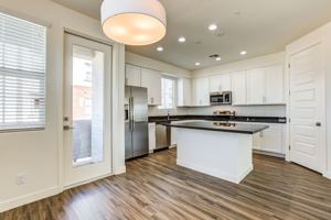 featured image of 818 East Roosevelt Street