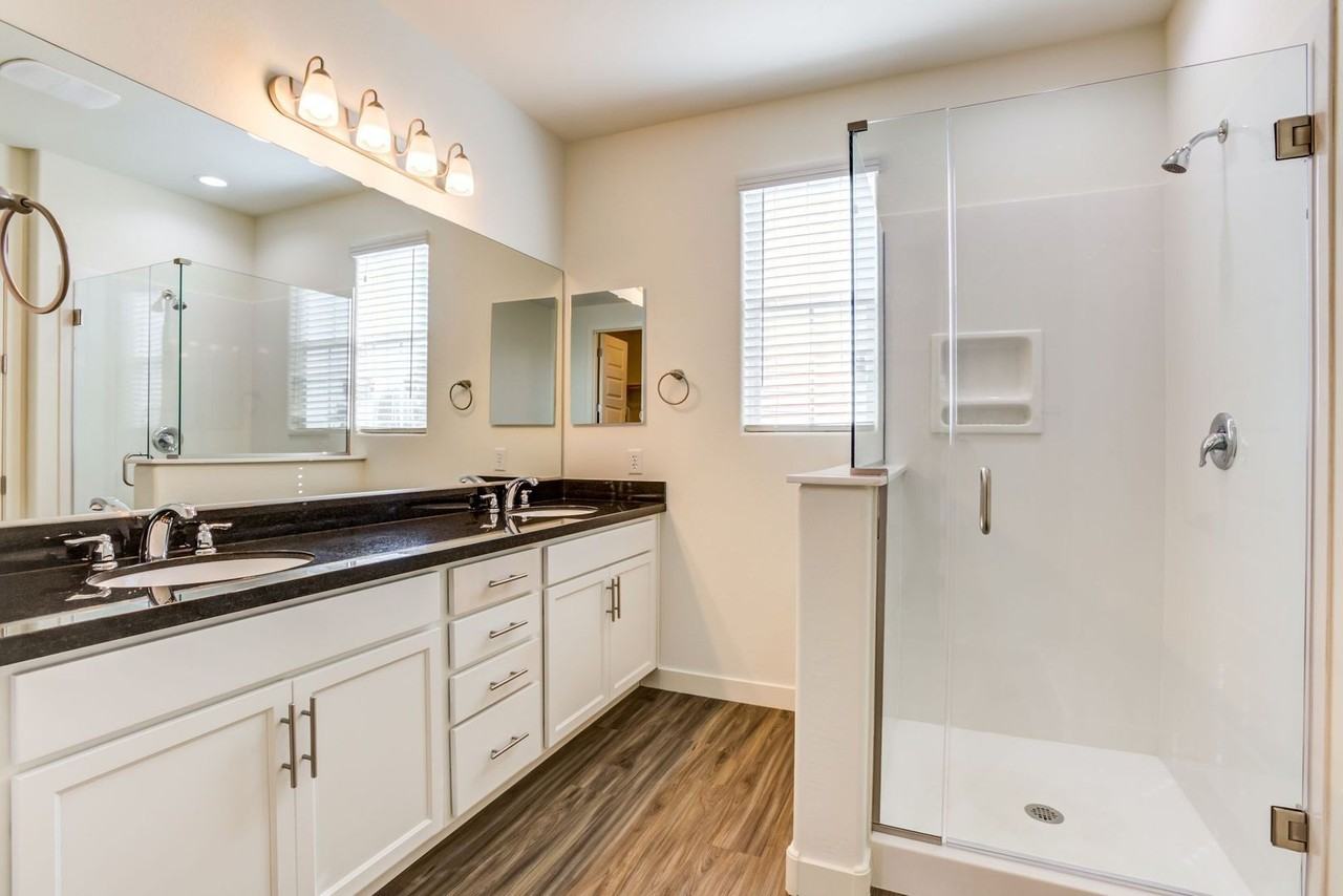 8th & Row - Photo 3 of 44