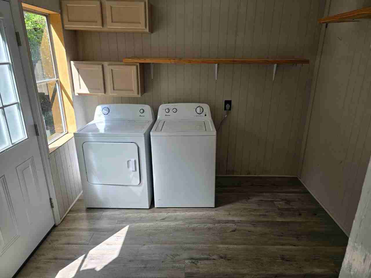 4928 Oleander Drive - Photo 5 of 10