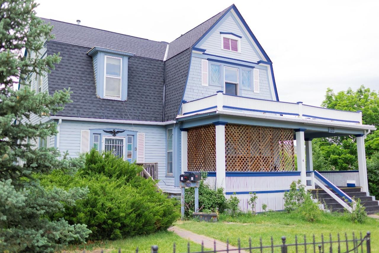 The Mansion - Photo 3 of 5