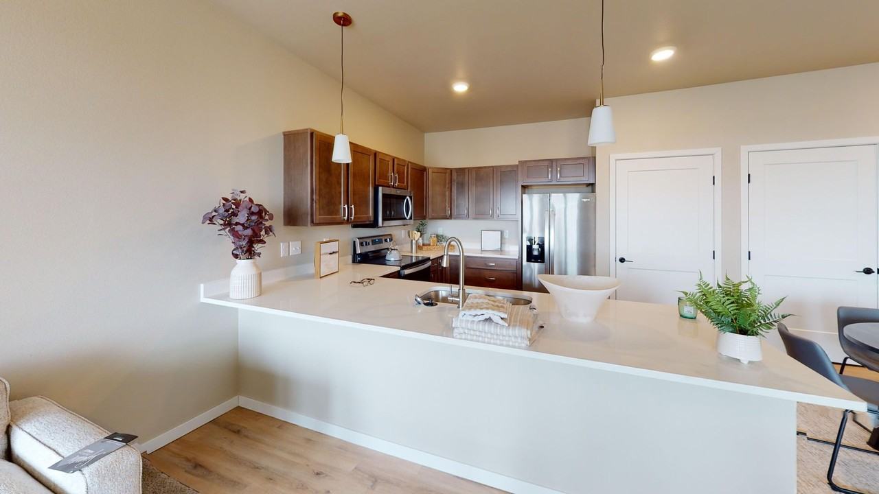 Whispering Creek Apartments - Photo 7 of 15