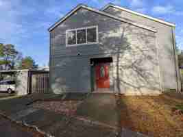 featured image of 4450 Sw Stoddard Dr