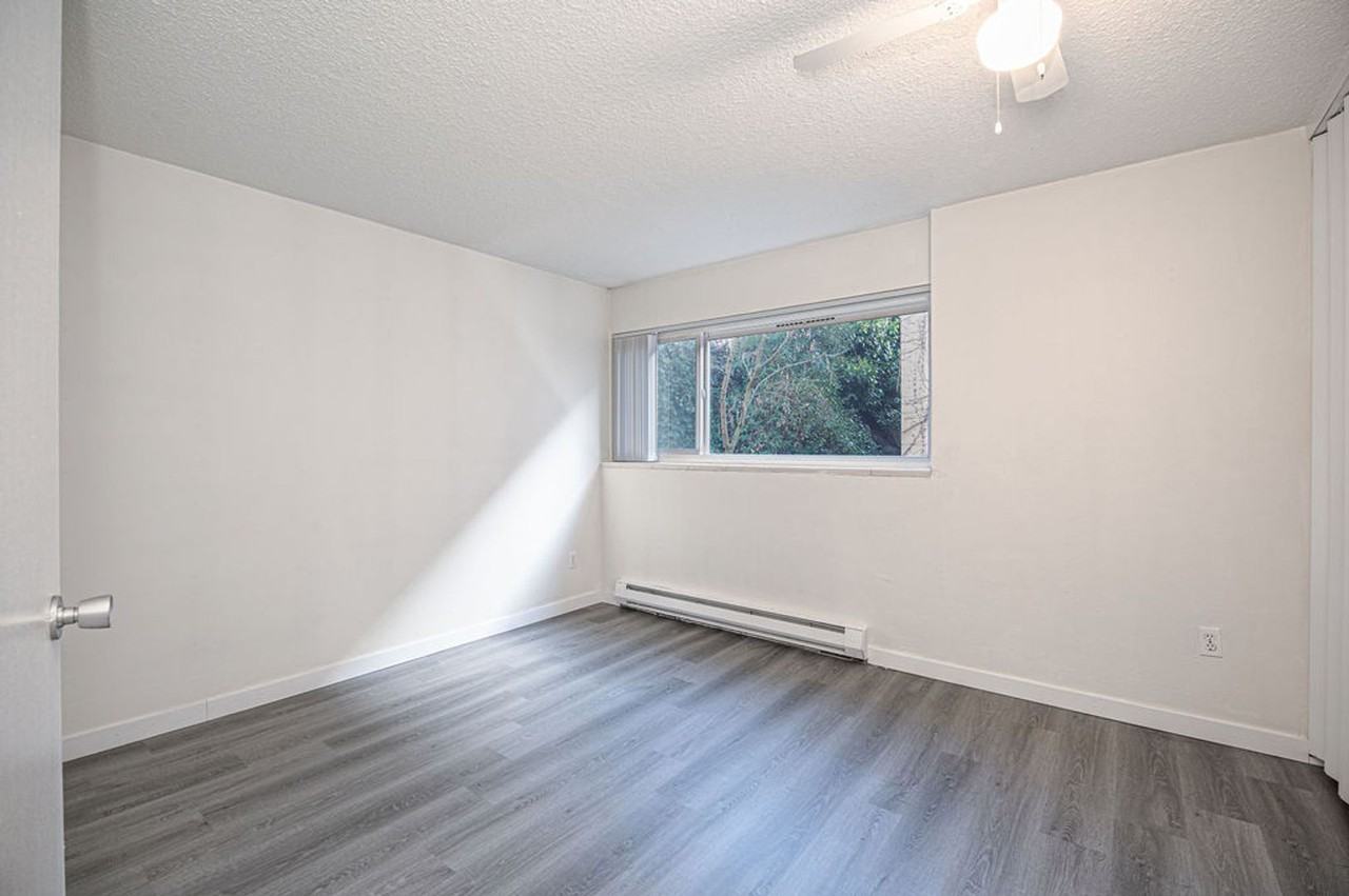 Clift House Apartments | Updated Homes Near Broadway and Light Rail - Photo 7 of 27