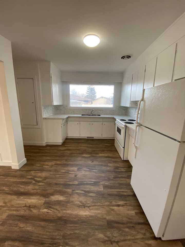 204 Broad Bay - Photo 2 of 20