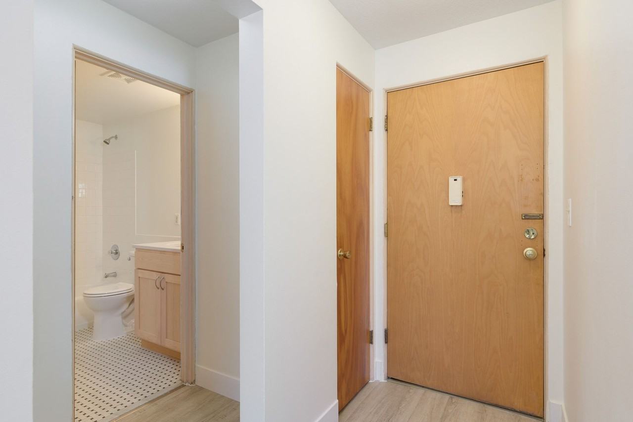 Aster Apartments in Near North Minneapolis - Photo 6 of 25