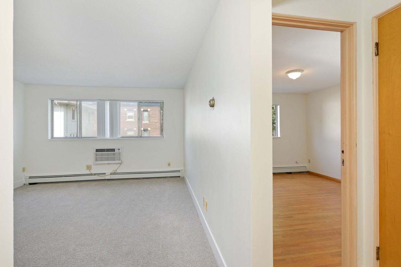 Aster Apartments in Near North Minneapolis - Photo 7 of 25