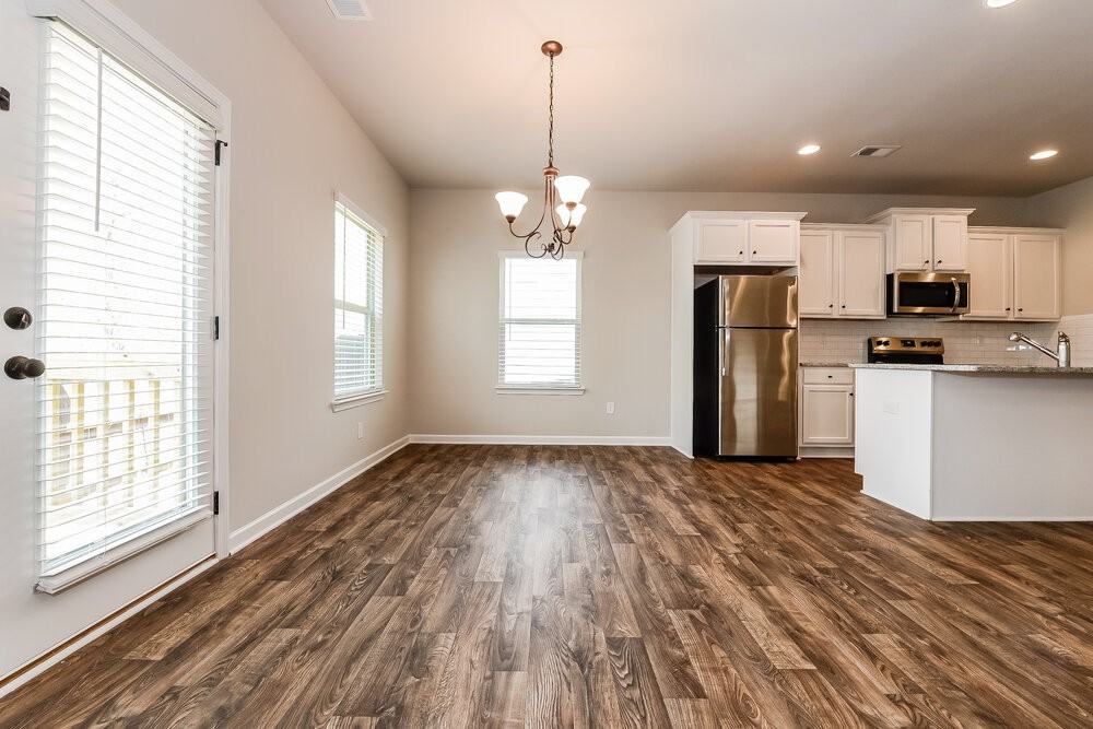 139 Magnaview Dr - Photo 5 of 17