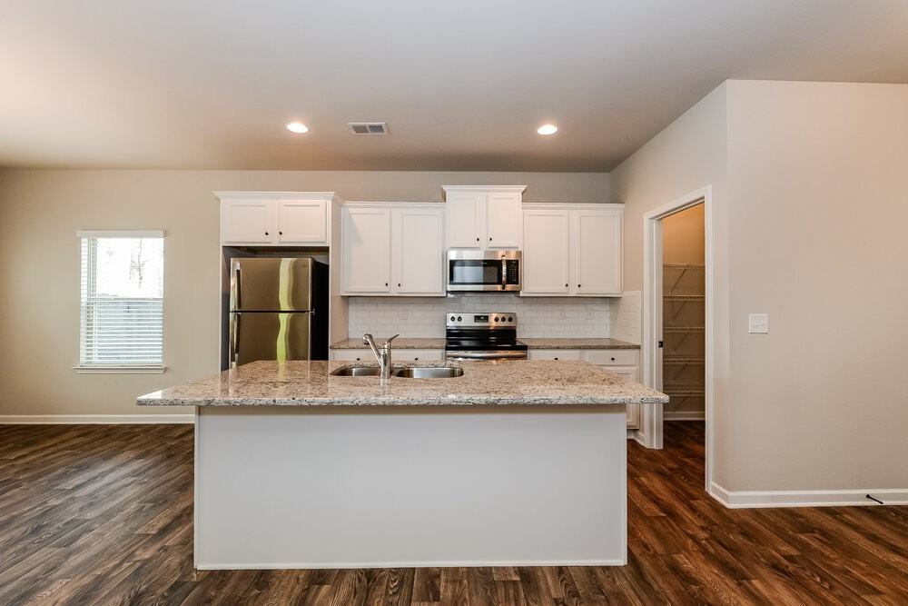 139 Magnaview Dr - Photo 7 of 17