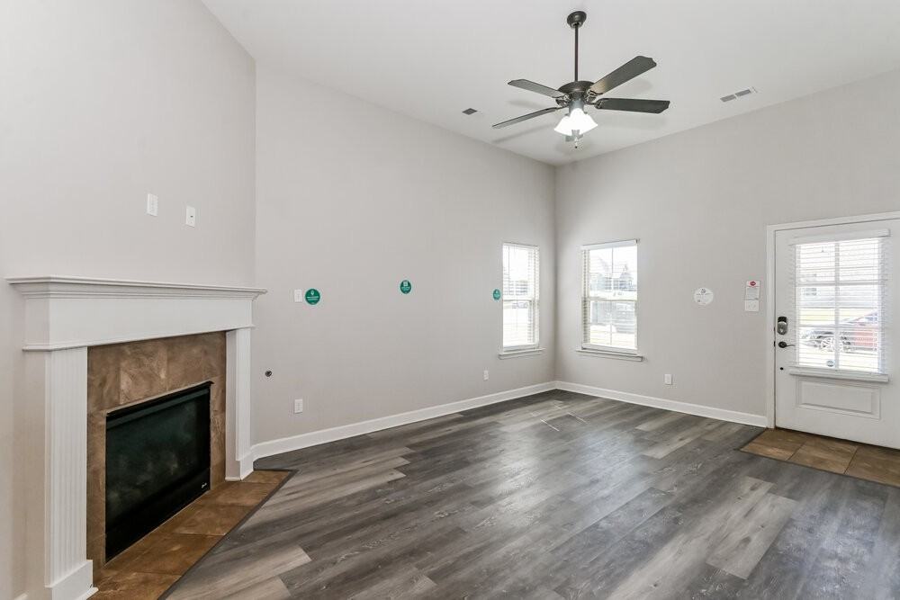 1405 Switzer Cv - Photo 4 of 16