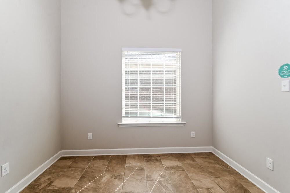 1405 Switzer Cv - Photo 6 of 16
