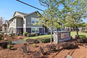 featured image of 15106 Elm St E