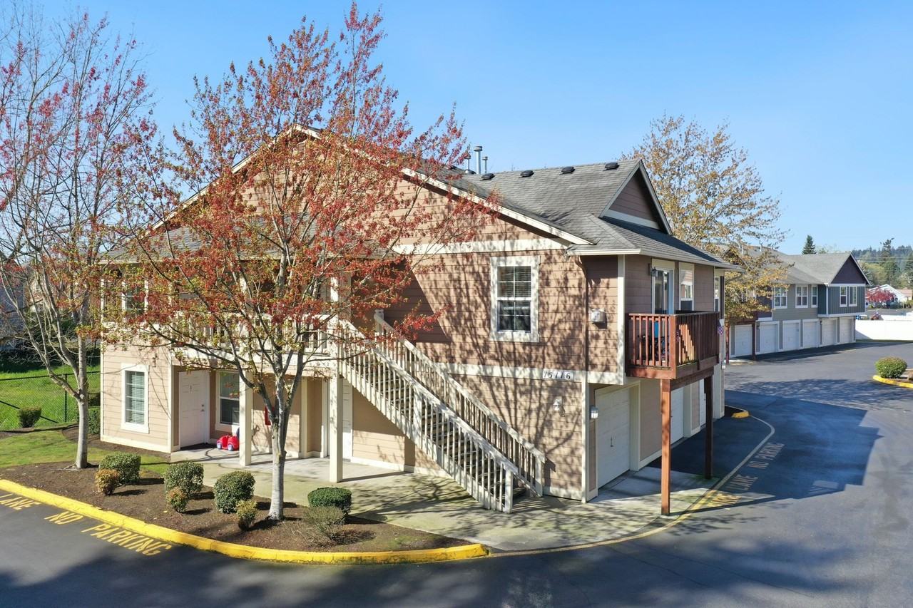 Sumner Square - Photo 3 of 16