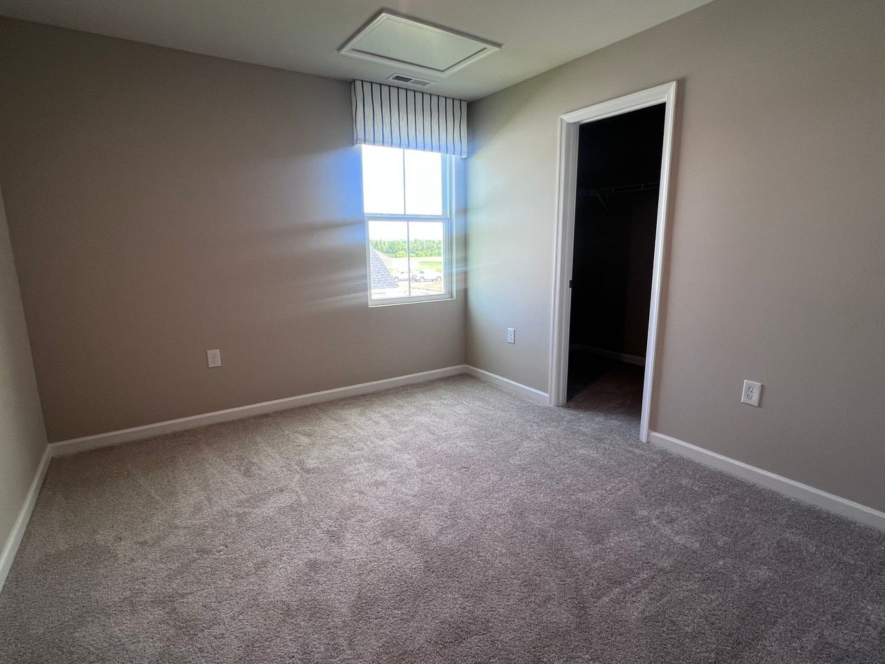 605 Merle Ave - Photo 5 of 13