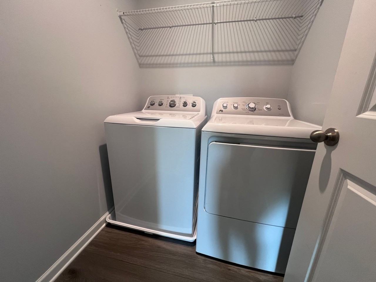 605 Merle Ave - Photo 7 of 13