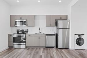 featured image of 901 E Main St