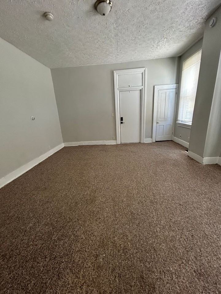 1402 Alabama Street - Photo 7 of 20