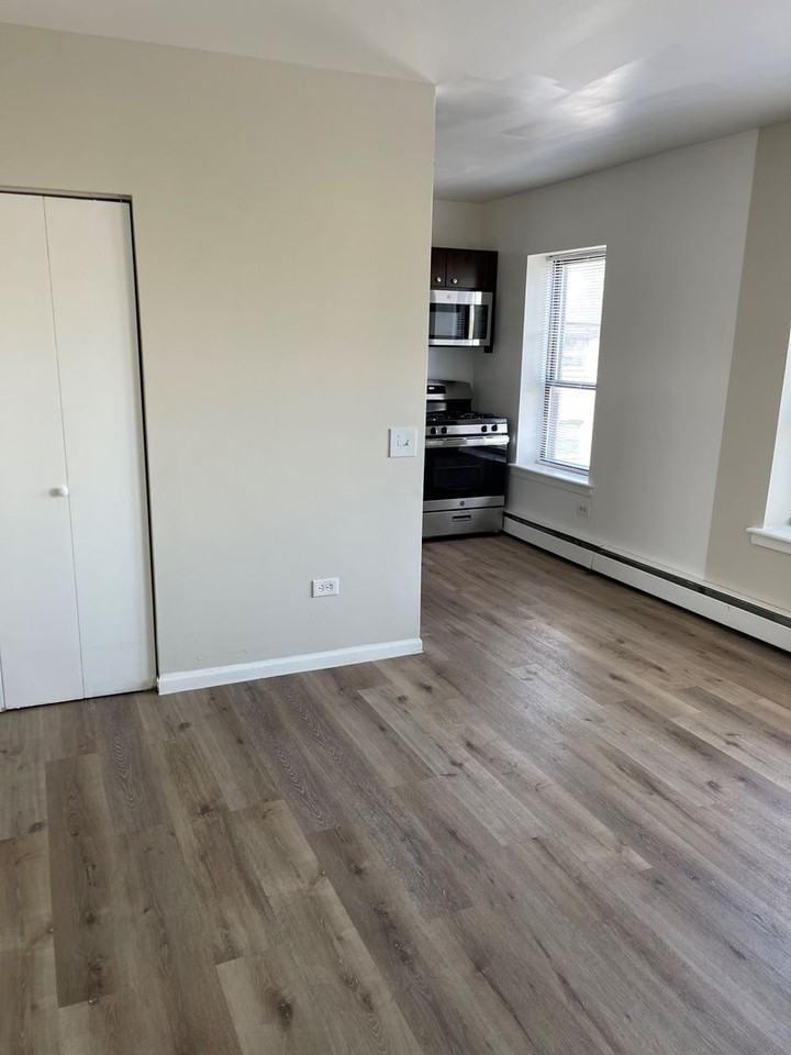 Morse Seniors Apartments - Photo 3 of 9