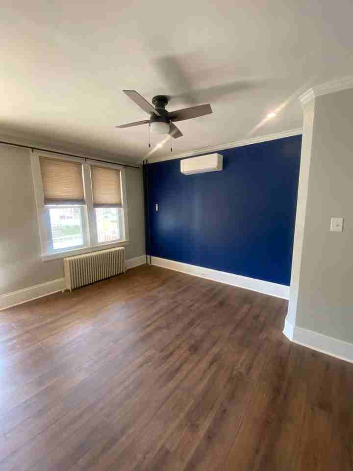 708 N Pine St - Photo 3 of 33