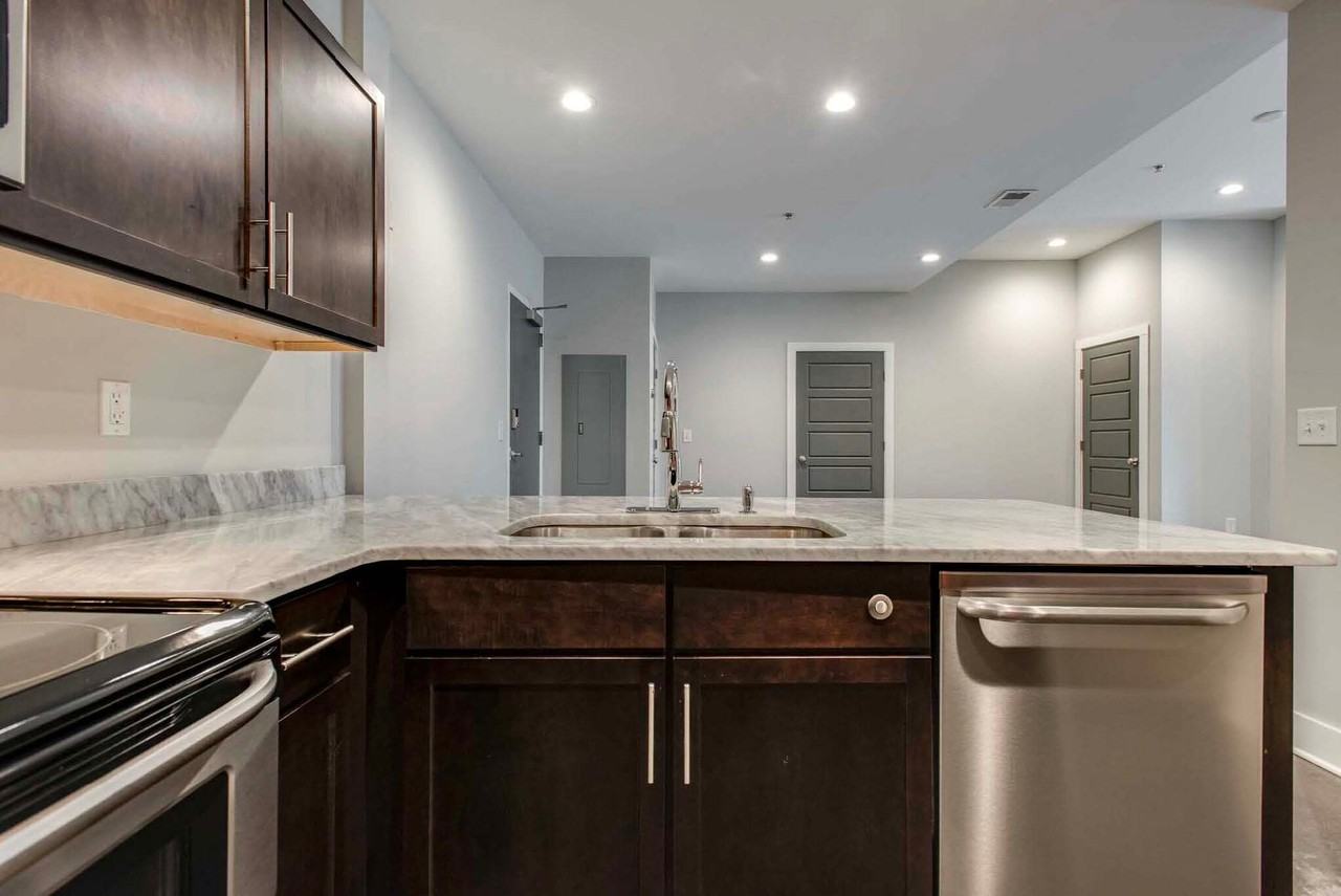 1903 Jefferson Street - Photo 3 of 22