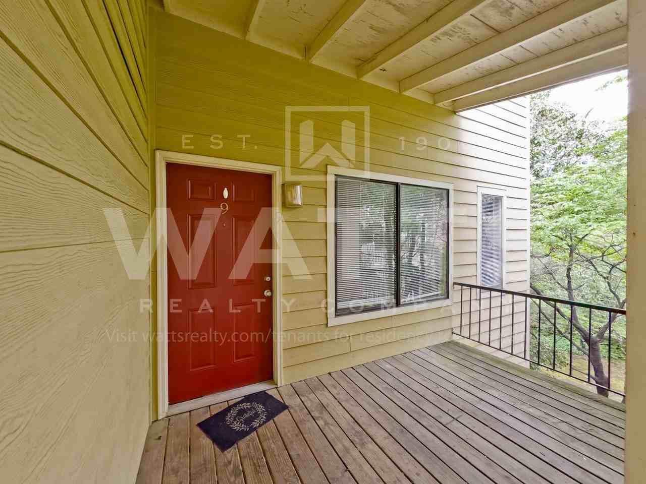 Allison Court Apartments - Photo 2 of 28