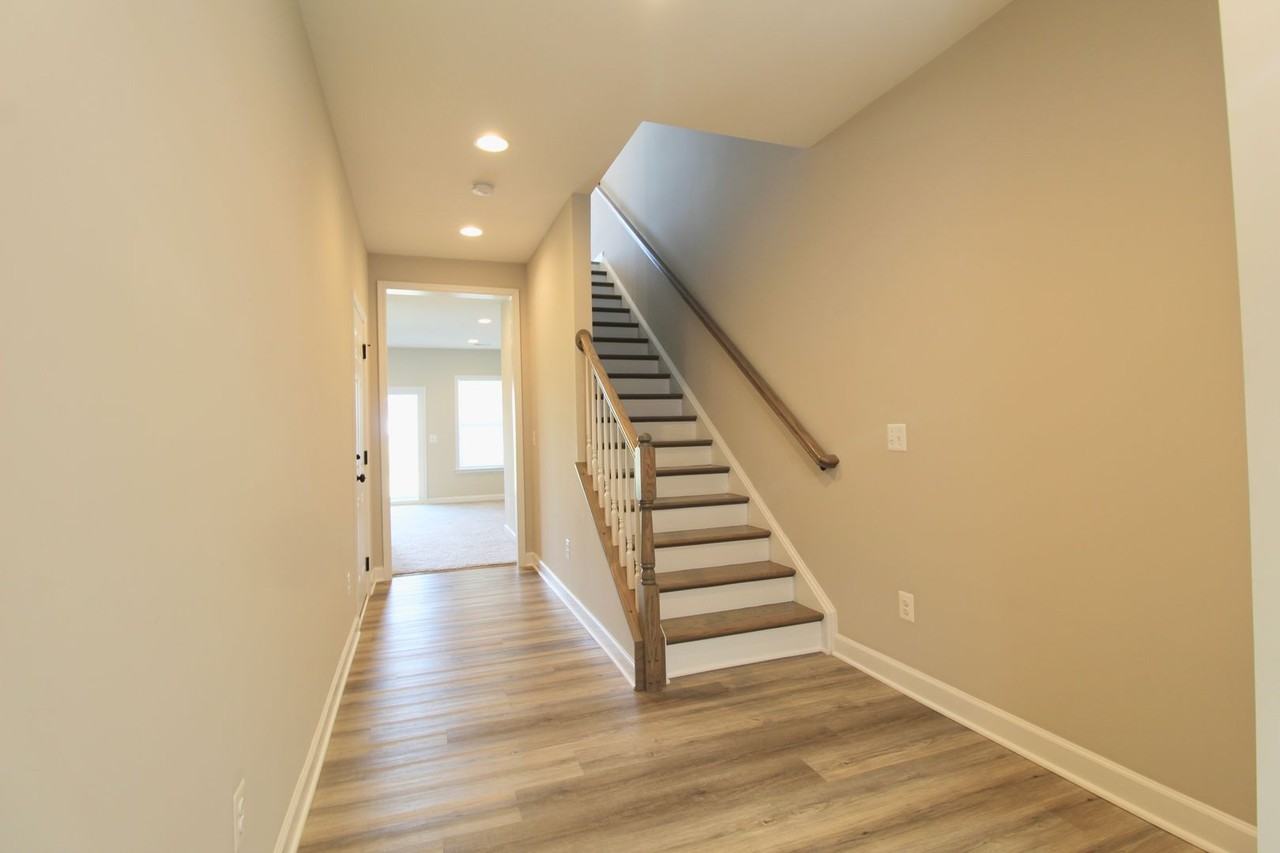 3424 Monterey Dr - Photo 2 of 39