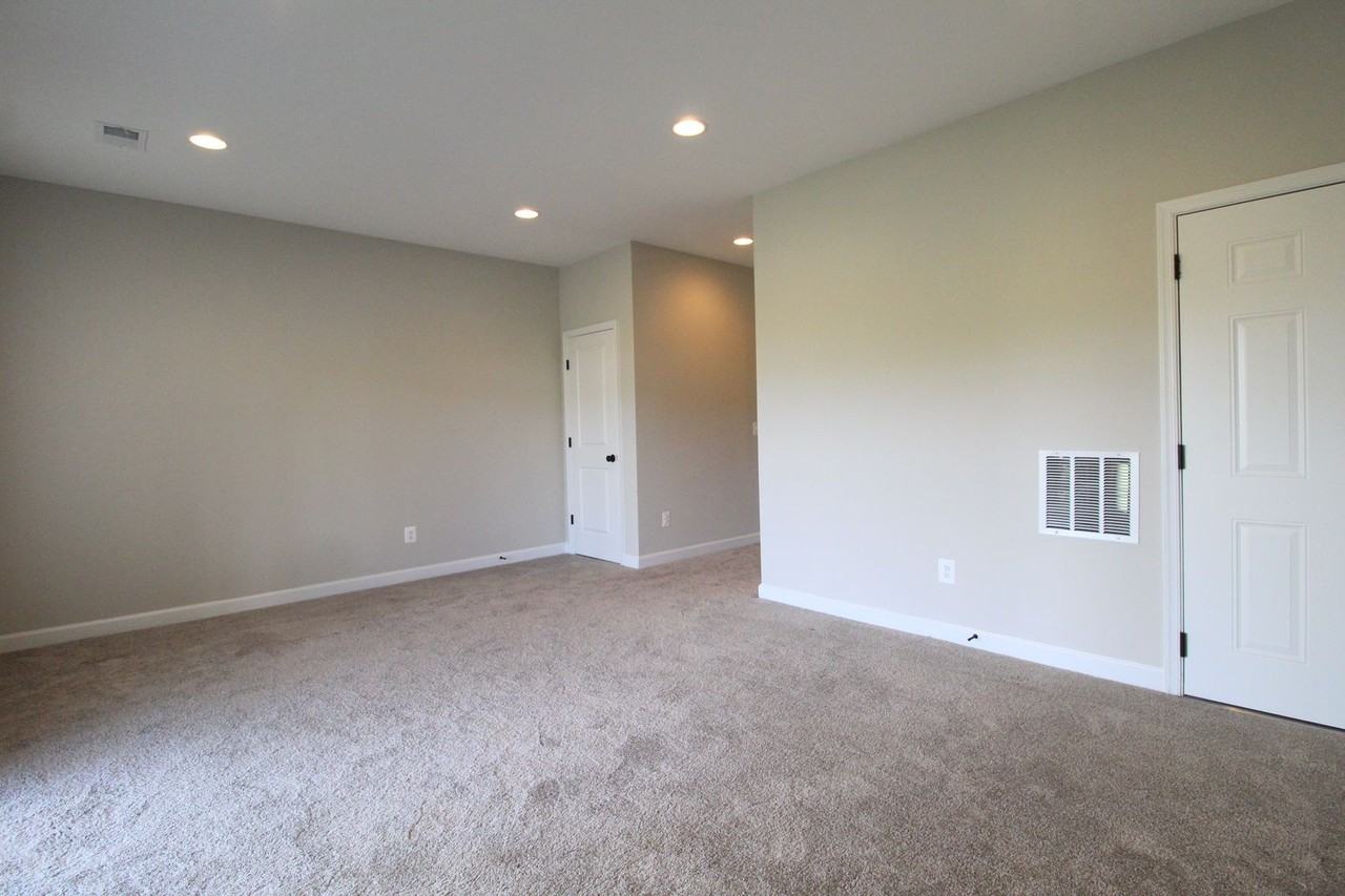 3424 Monterey Dr - Photo 6 of 39