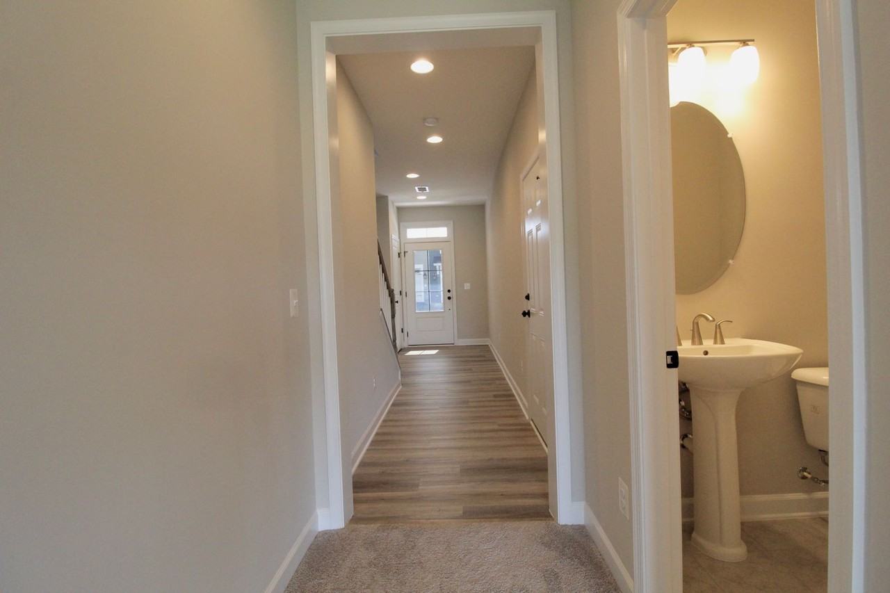 3424 Monterey Dr - Photo 7 of 39