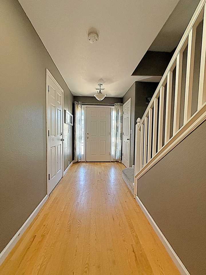 1184 Walters Pt - Photo 3 of 15