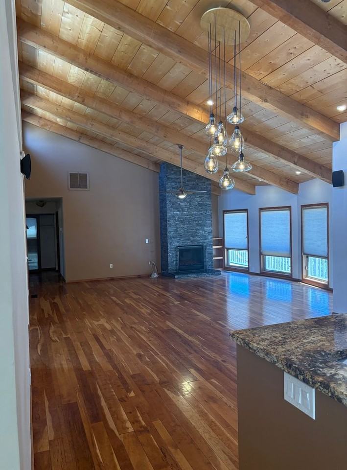 70 Moore Dr - Photo 3 of 25