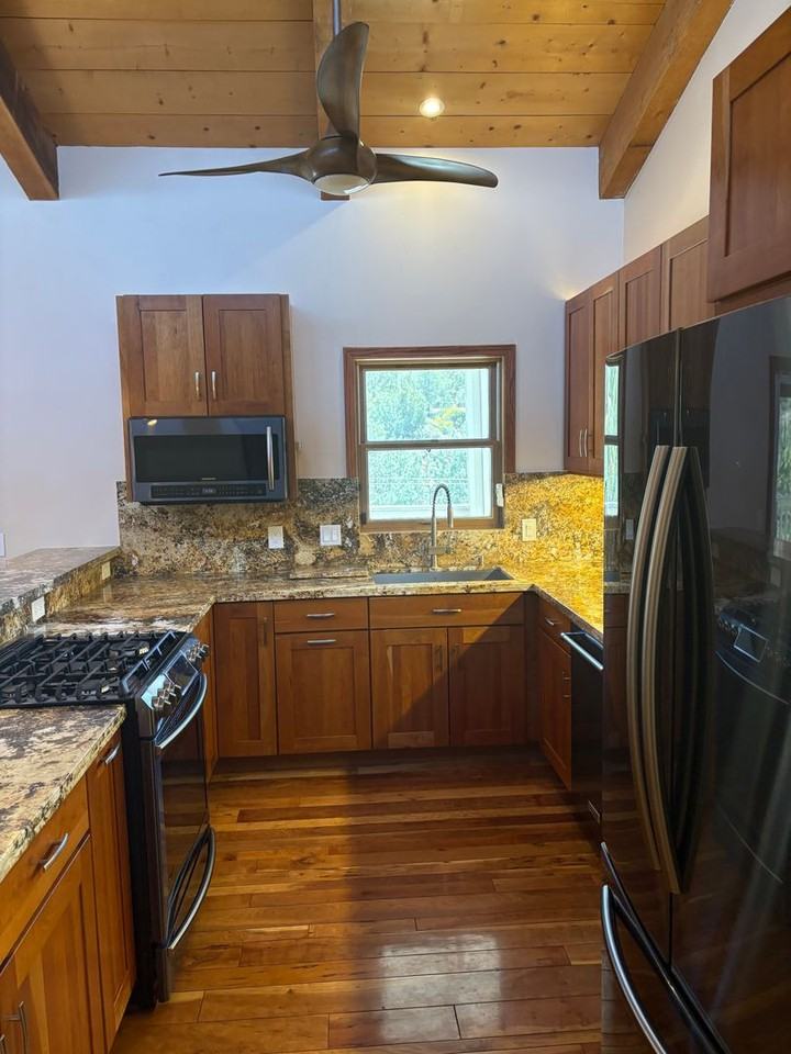 70 Moore Dr - Photo 5 of 25