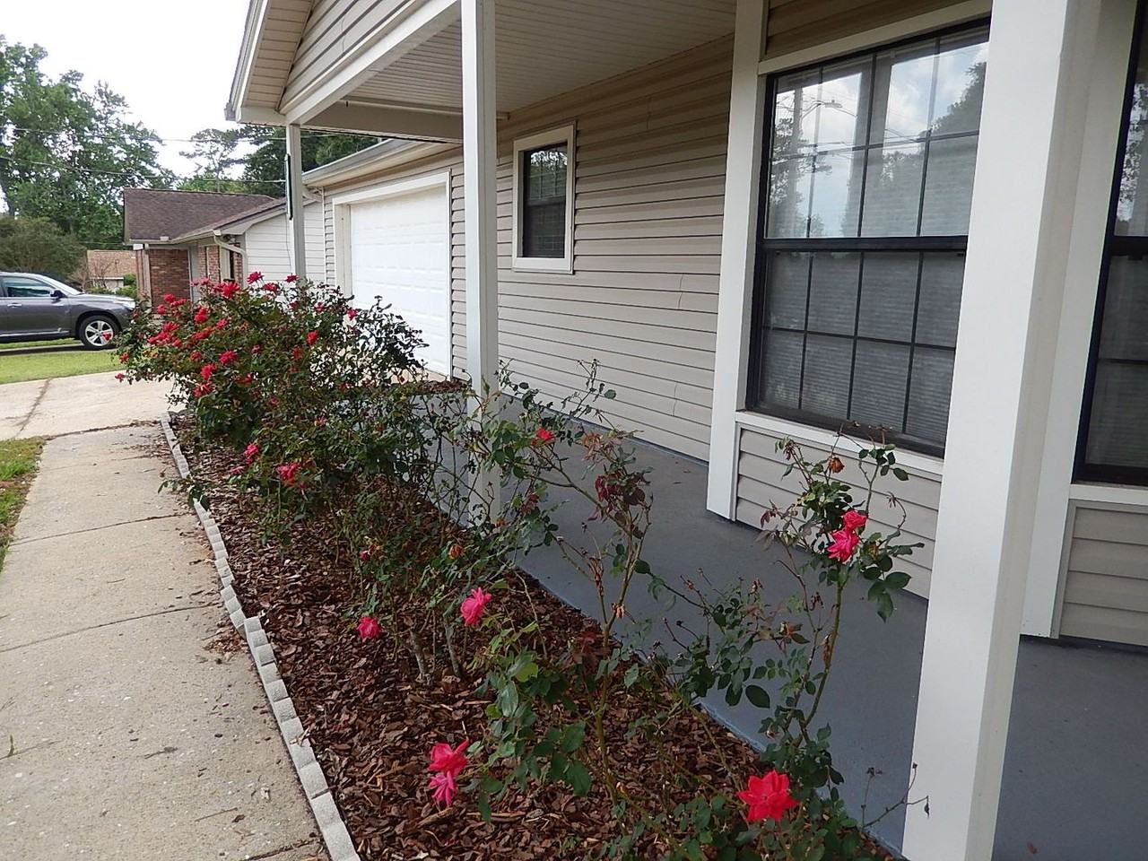 740 Red Fern Rd - Photo 2 of 27