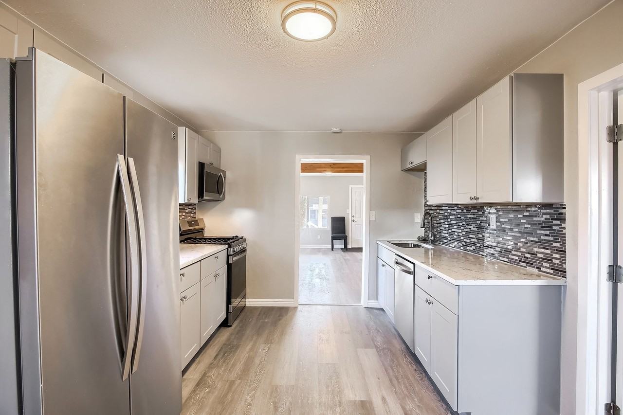 3467 W Dakota Ave - Photo 2 of 21