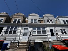 featured image of 140 E 21st St