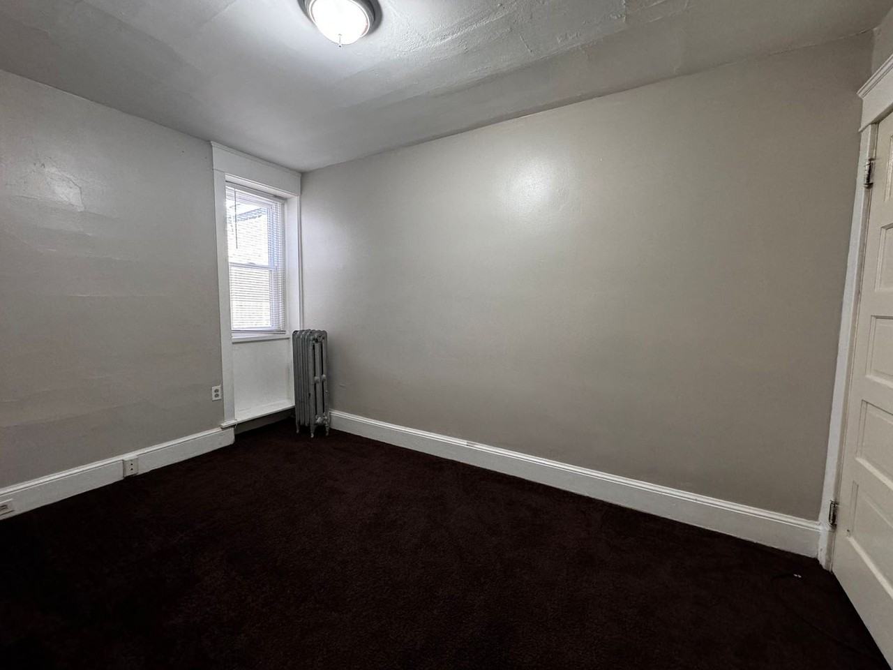 140 E 21st St - Photo 6 of 7