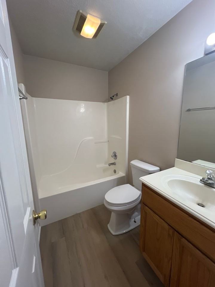 3803 Common St - Photo 7 of 11