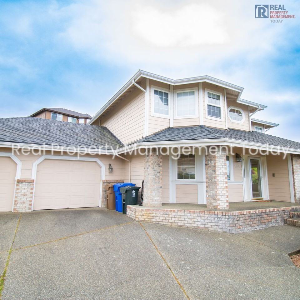 5315 Port View Pl Ne - Photo 2 of 28
