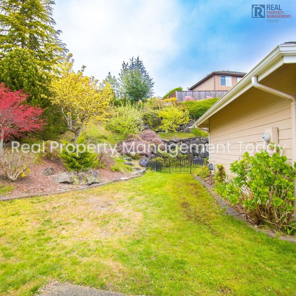 5315 Port View Pl Ne - Photo 4 of 28