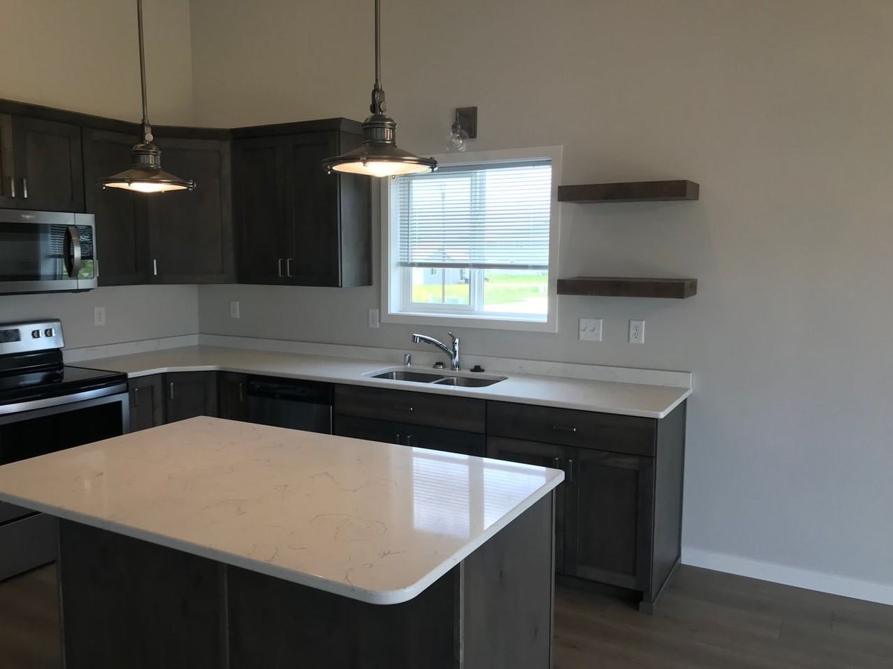 4522 13th St S - Photo 3 of 11