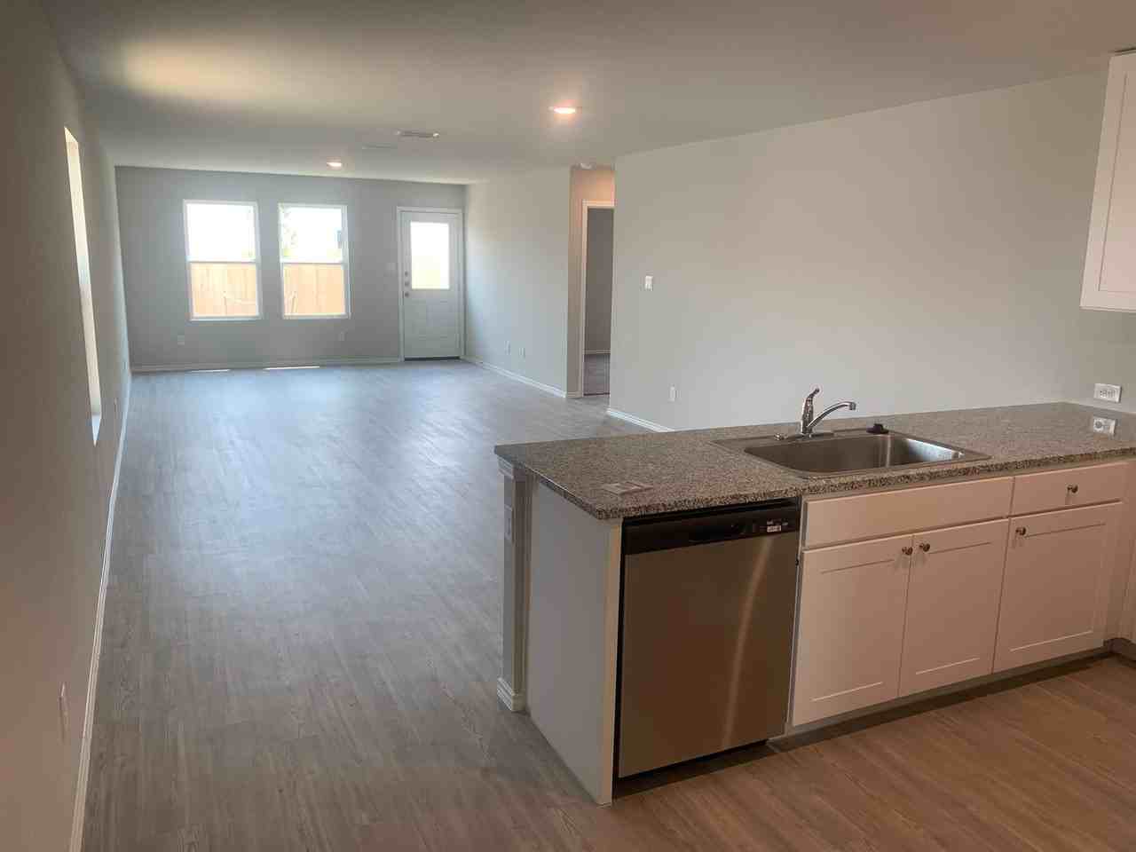 8522 Western Tanager - Photo 5 of 21