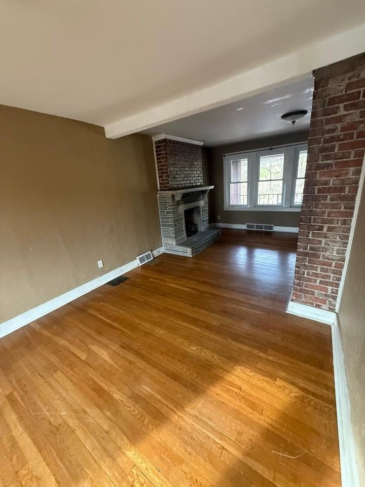 89 Haberman Ave - Photo 3 of 11