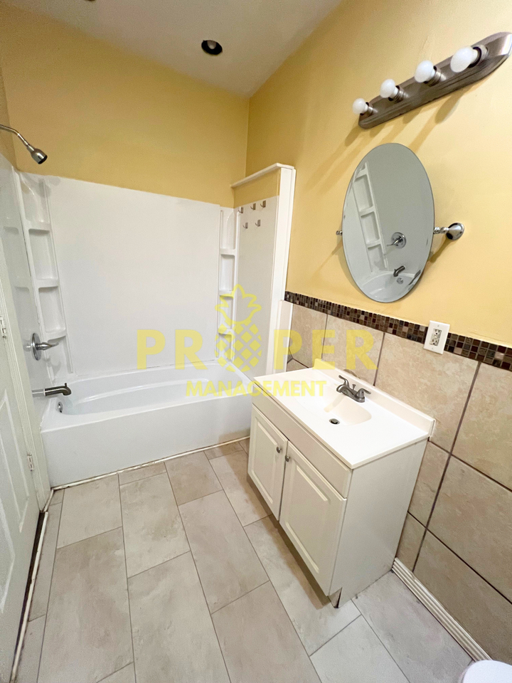 416 Lorenz Ave - Photo 6 of 8