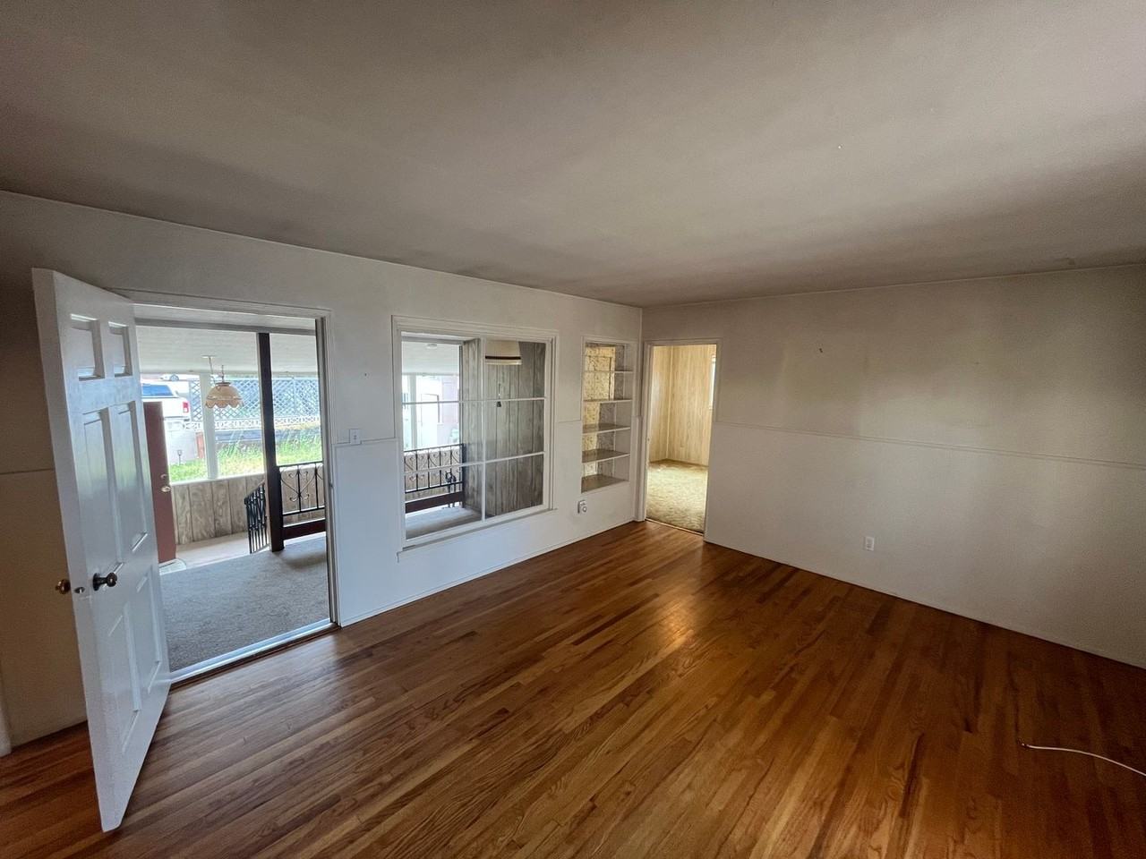 225 E Clark Ave - Photo 3 of 8
