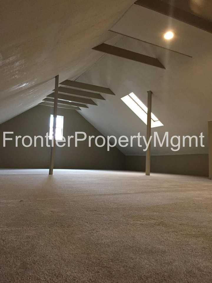 6510 Glenmore Ave - Photo 3 of 10