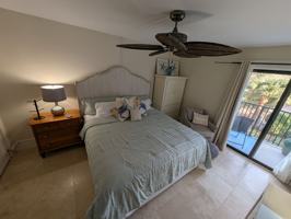 featured image of 34 S Forest Beach Dr