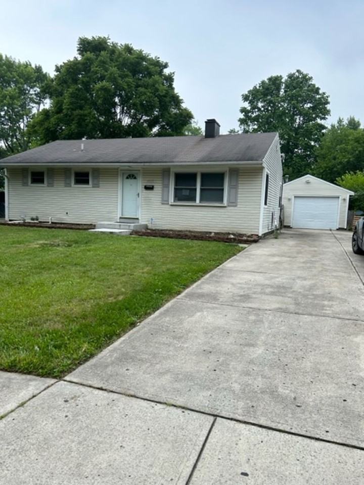 4027 Beatty Dr - Photo 2 of 25